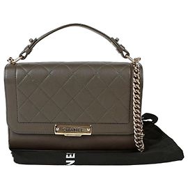 Chanel Sac à main moyen Click de Label Marron