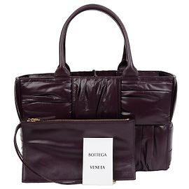 Bottega Veneta Bolsa Tote Arco Pequena Roxo