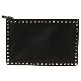 Valentino Rockstud Clutch Black
