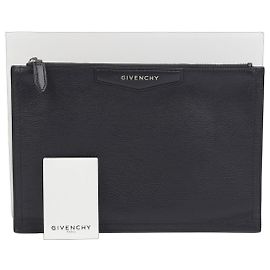 Givenchy Antigona Medium Clutch Black