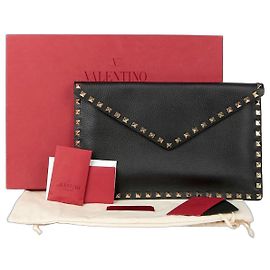 Valentino Clutch Envelope Rockstud Preto