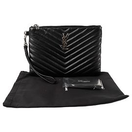 Saint Laurent Monogram Clutch Schwarz