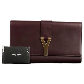 Saint Laurent Clutch Chic com Aba Vermelho