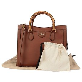 Gucci Borsa a spalla media Diana in bambù Marrone