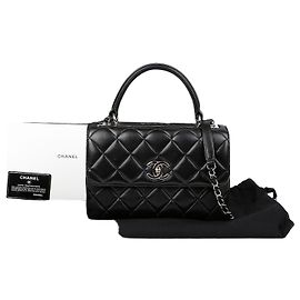 Chanel Bolsa tote pequena CC tendência com alça Preto