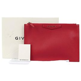 Givenchy Pochette Antigona Medium Rouge