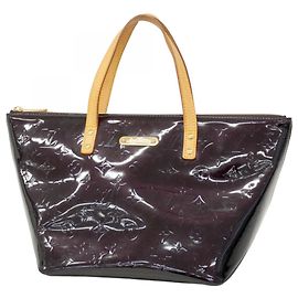 Sac à main Vernis Bellevue GM de Louis Vuitton Bordeaux