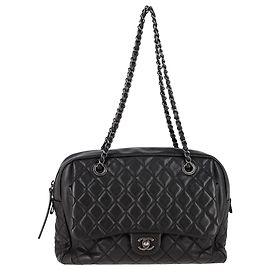 Borsa a spalla Chanel Medium Camera Case in pelle caviar nera Nero