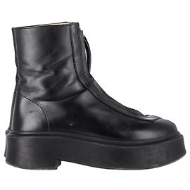 Bottines zippées The Row en cuir noir Noir