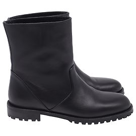 Manolo Blahnik Ankle Boots in Black Leather Black