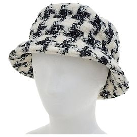 Chanel COCO Mark Houndstooth Tweed Hat Wool Hat Black White