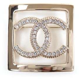 Spilla COCO Mark di Chanel D'oro