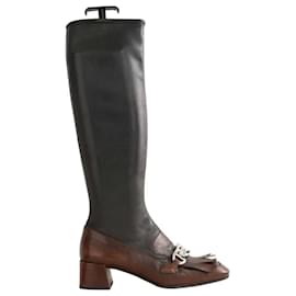 Prada Botas de couro marrom Marrom