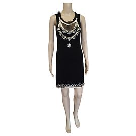 Vestido Dior preto, decorado com bordados de pérolas e strass PAP - Cruzeiro 2008 Preto