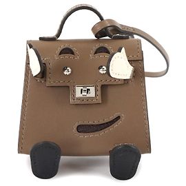 Charm per borsa Kelly Doll Bijoux di Hermès Nero Bianco Taupe
