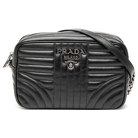 Bolsa de câmera Diagramme em couro de bezerro macio preto Prada Preto