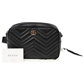 Gucci GG Marmont Gürteltasche Schwarz