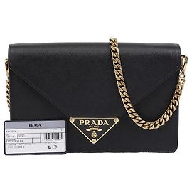 Prada Bolso cruzado con cadena y logo triangular Negro