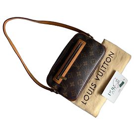 Bolsa de ombro Pochette Cité em lona Monogram Louis Vuitton Marrom