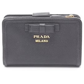 Prada Vitello Phenix Bifold Wallet in Black Leather Black