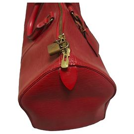 Epi garde tout Louis Vuitton Rouge