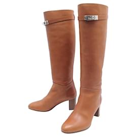 Hermès HERMES STORY STIEFEL H202253Z 39 KELLY VERSCHLUSS AUS GOLDENEM LEDER Kamel