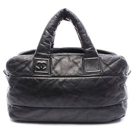 Sac Boston Coco Cocoon en cuir Chanel Noir