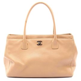 Bolsa Executiva de Couro Chanel Marrom Bege