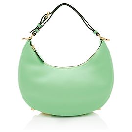 Fendi Sac Hobo Fendigraphy en Cuir Petit Vert