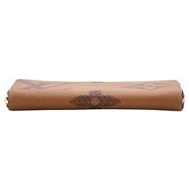 Louis Vuitton Portefeuille Zippy Monogram Inversé Géant Marron