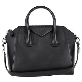 Sac à main Antigona Small en cuir de veau noir de Givenchy Noir
