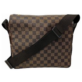 Naviglio Damier Schultertasche von Louis Vuitton Braun
