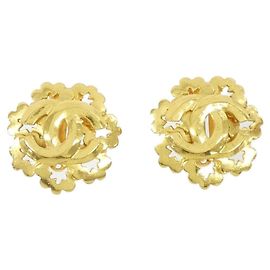 Boucles d'oreilles clips en or Chanel Doré