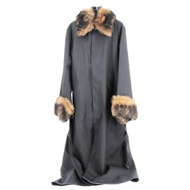 Alexander Mcqueen Schwarzer Mantel mit Pelz Schwarz