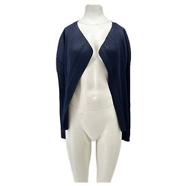 Pleats Please Top marine Blue