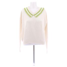 Prada Cremefarbener Pullover mit grünem Kragen aus Kaschmir Beige