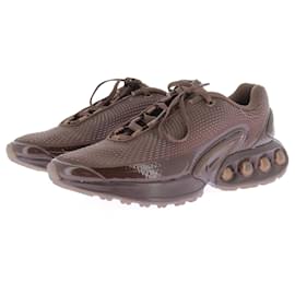 Nike Baskets marrons "Air Max DN ISA" Marron