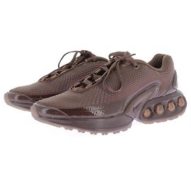 Nike Baskets marrons "Air Max DN ISA" Brown