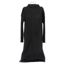 Pleats Please Robe noire Black