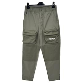 Nike Grau-grüne Hose Grün
