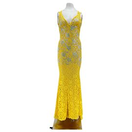 Autre Marque Robe longue jaune à strass Jaune