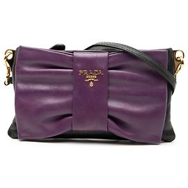 Clutch Prada em Nappa Bicolor Preto com Laço Fiocco em Alça Outro Roxo escuro