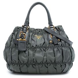 Borsa Prada in tessuto gaufre grigio Marrone