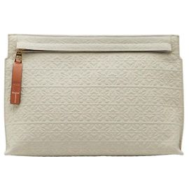 Loewe Repeat Anagram T-Pouch Clutch Bag Braun Hellgrün