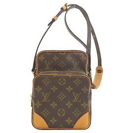 Sac à épaule Amazon M45236 de Louis Vuitton Monogramme