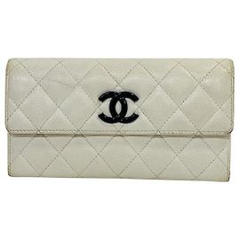 Chanel Matelasse Caviar Skin Long Wallet White