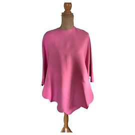 Top Valentino Rosa com Borda Recortada Rosa
