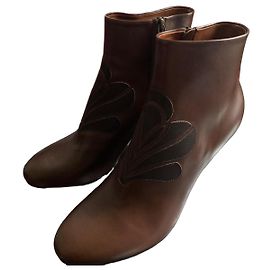 Bota Michel Vivien joa nova Marrom