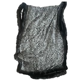 Sciarpa nera con bordo in pelliccia Loro Piana Nero Grigio