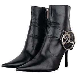 Dior von Galliano 2000er 'Diva' Schnallen-Ankle-Heel-Stiefel Schwarz